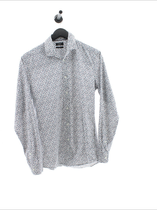 c7b04fc1eb69f22722bcc01d0010bb3c