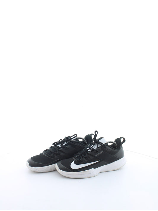 84459eace701fe8466682ec3e06411c9