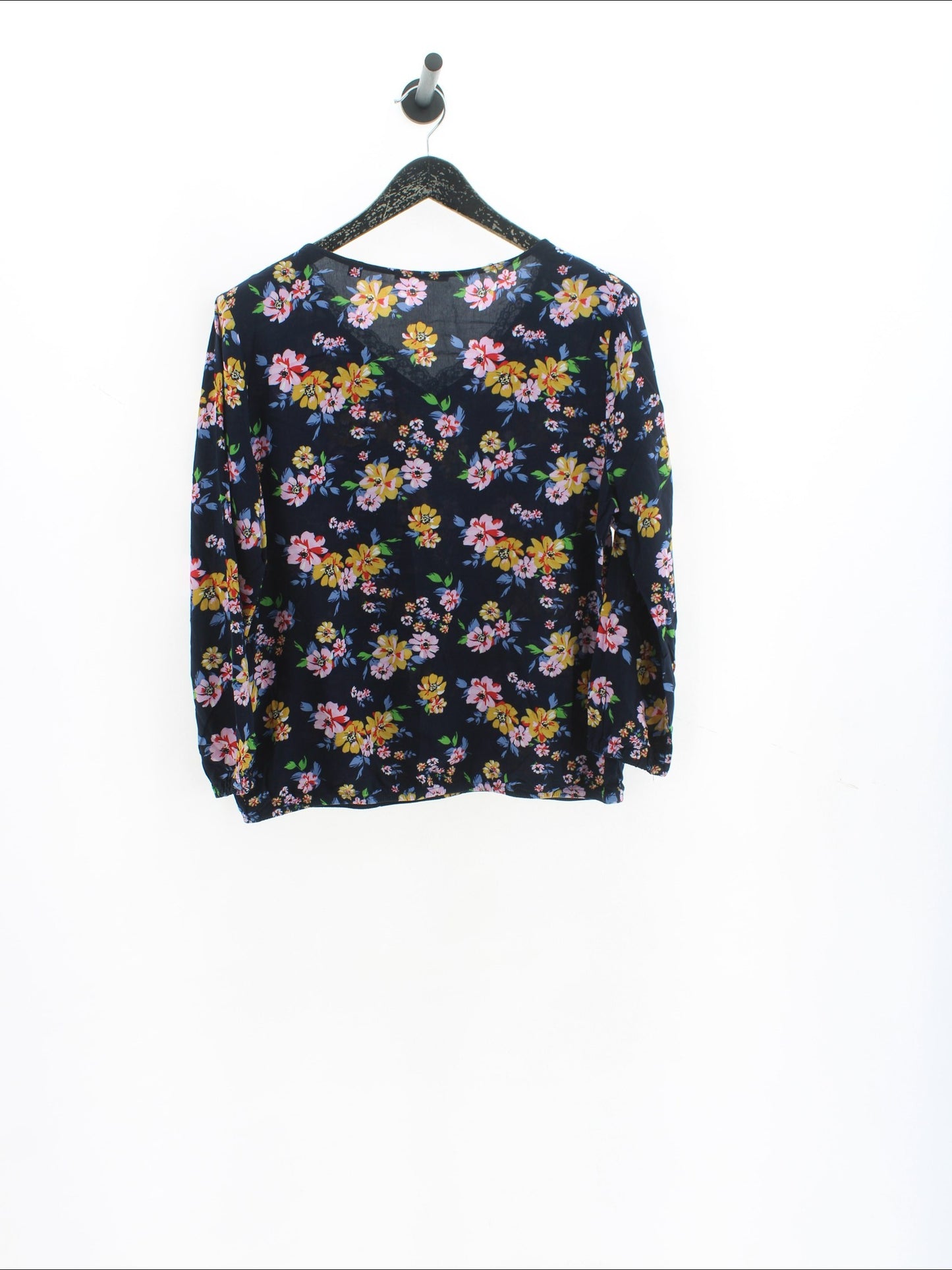 dc4c9ecfbbd154e4c87e4923e6219785