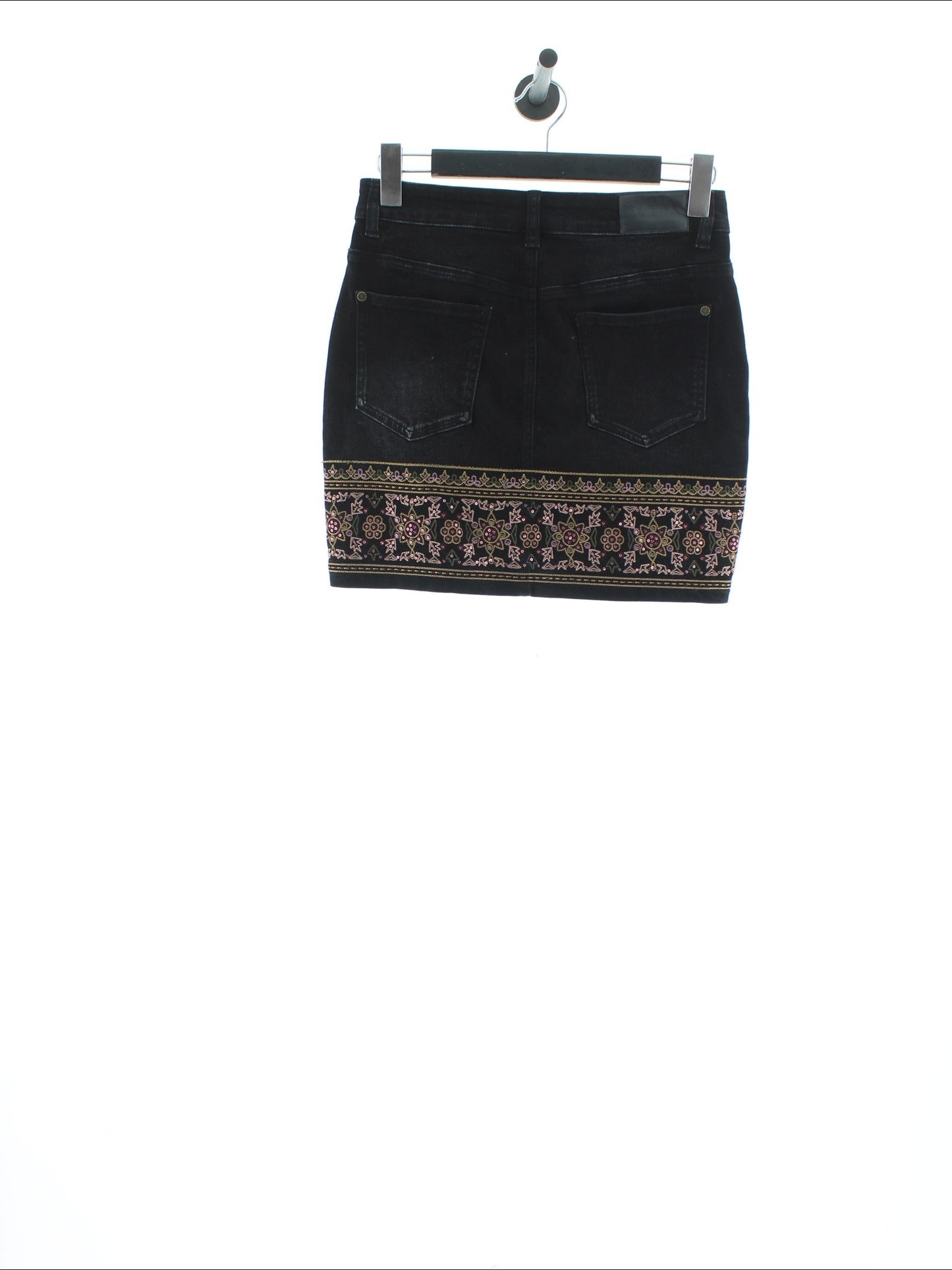 6de09b36657ca2d0493bacde0eab6900