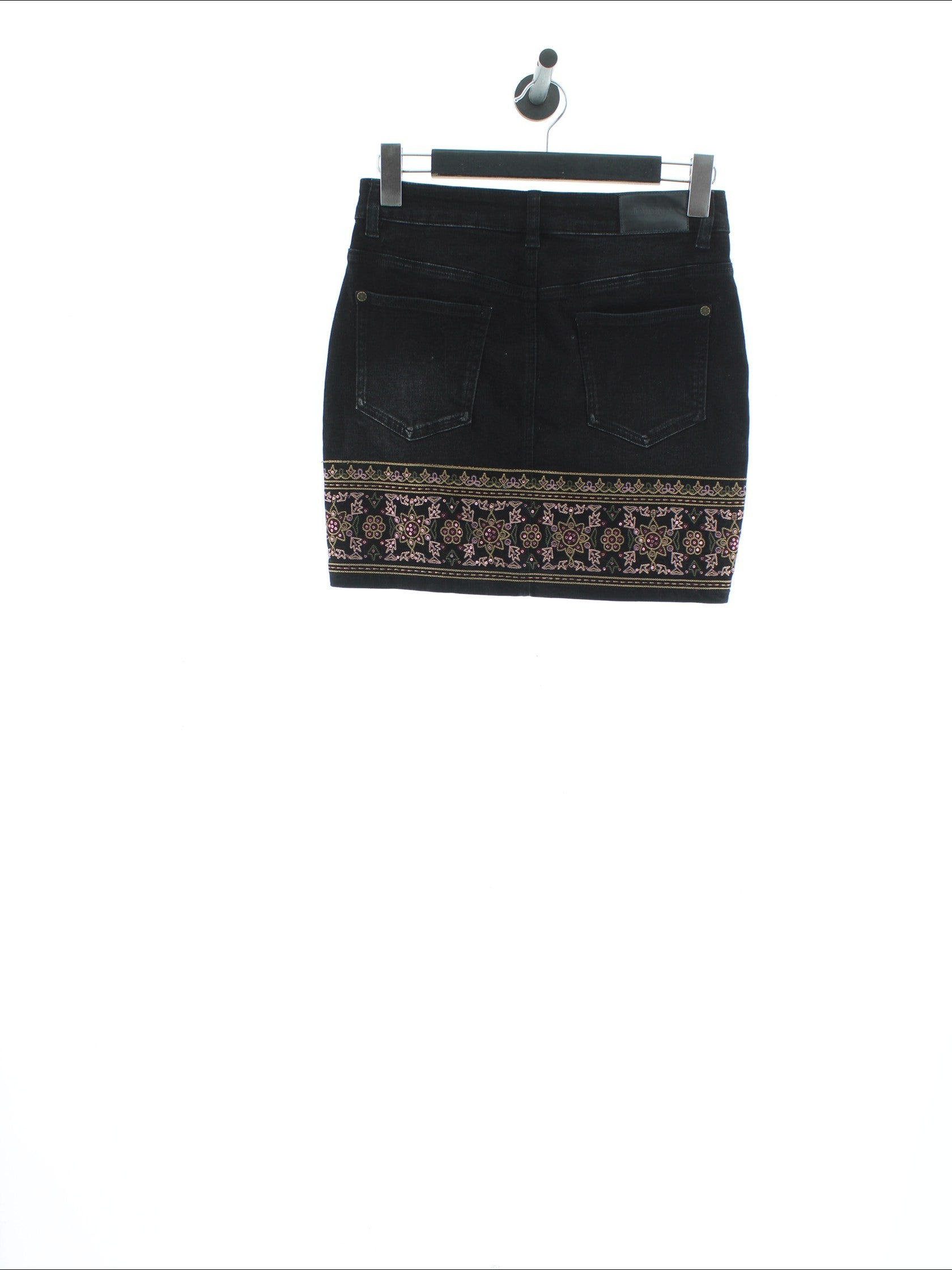 6de09b36657ca2d0493bacde0eab6900