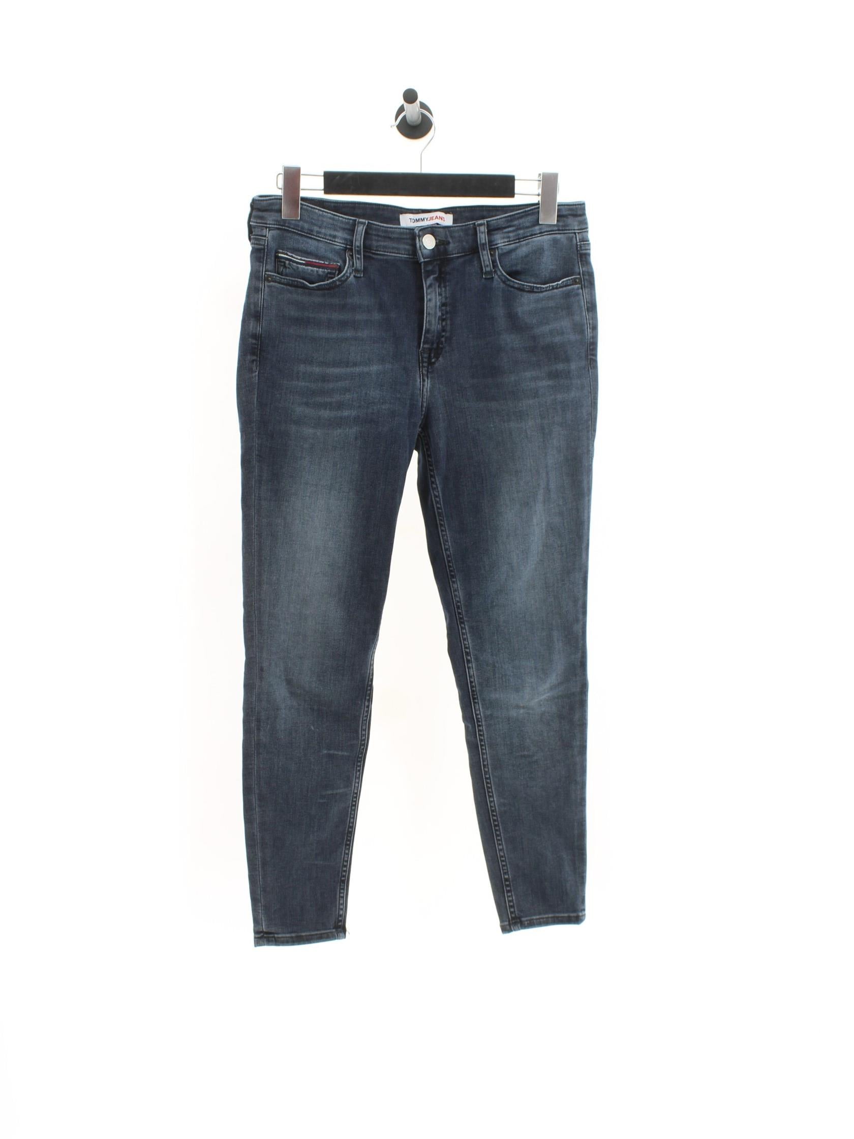 64c993082ce93694593abfdd40a36e60