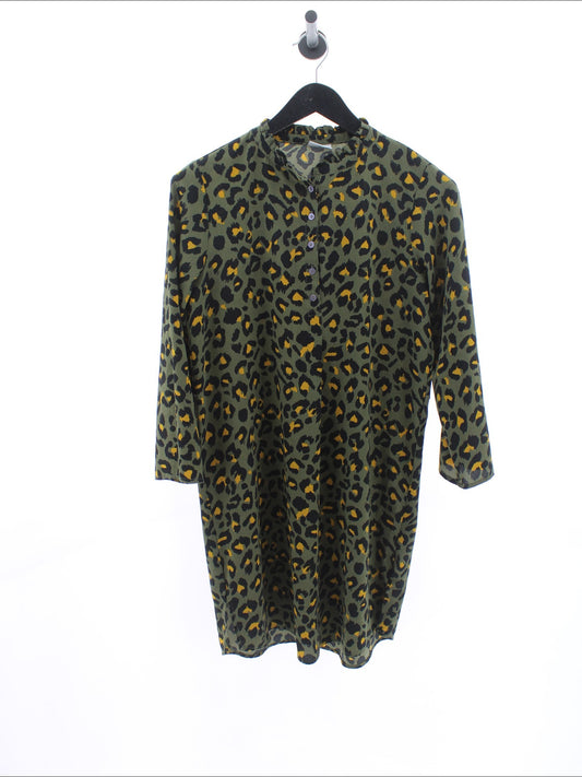 321ac06783256bf74bac606f8995754c