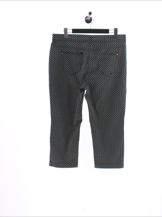 6cf39abfff134fb4fd9ee817aa31c3e3