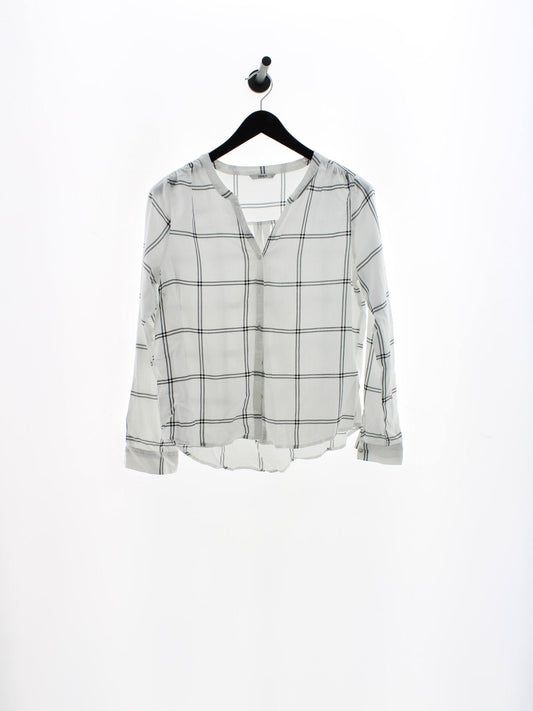 8e590c25472dcabb0fddb939e0b57300