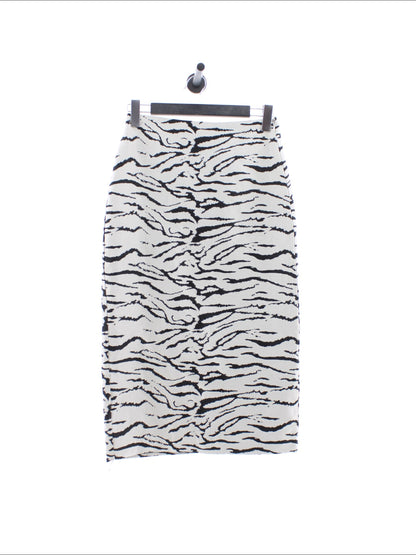 053aef493a6e182e159dbdb21752939f