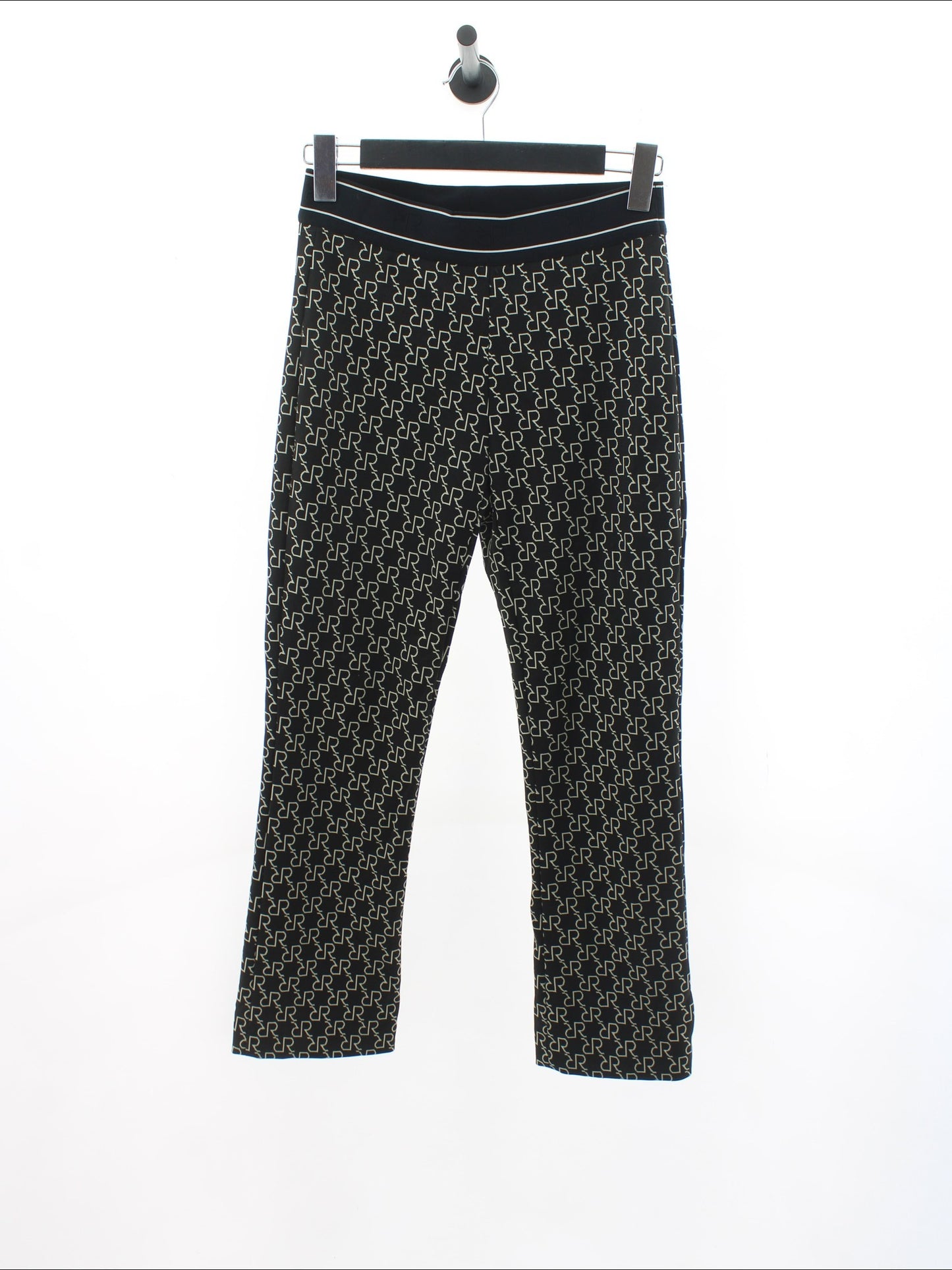 9d5c6e5a14049a95031b920147d31a7d