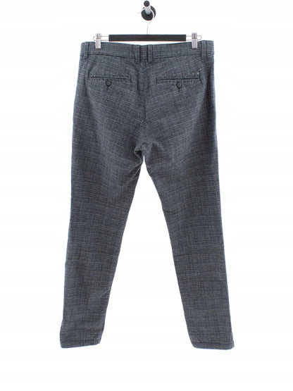 ee072ba4df1a6ef9df8e46c8539bb429