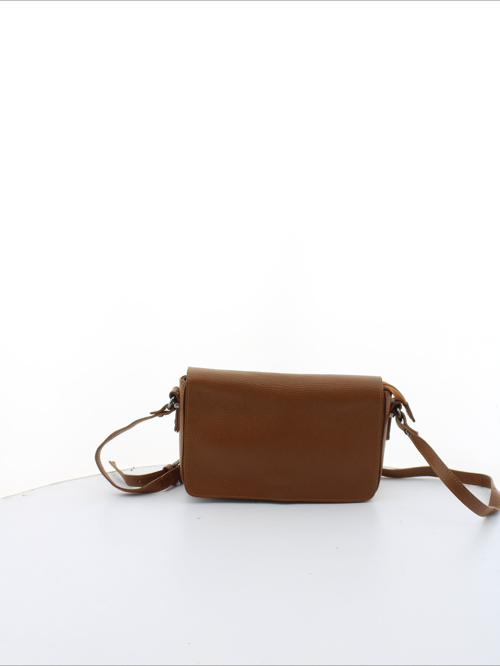 556d99ba17bb663036d49f8dffbf3033