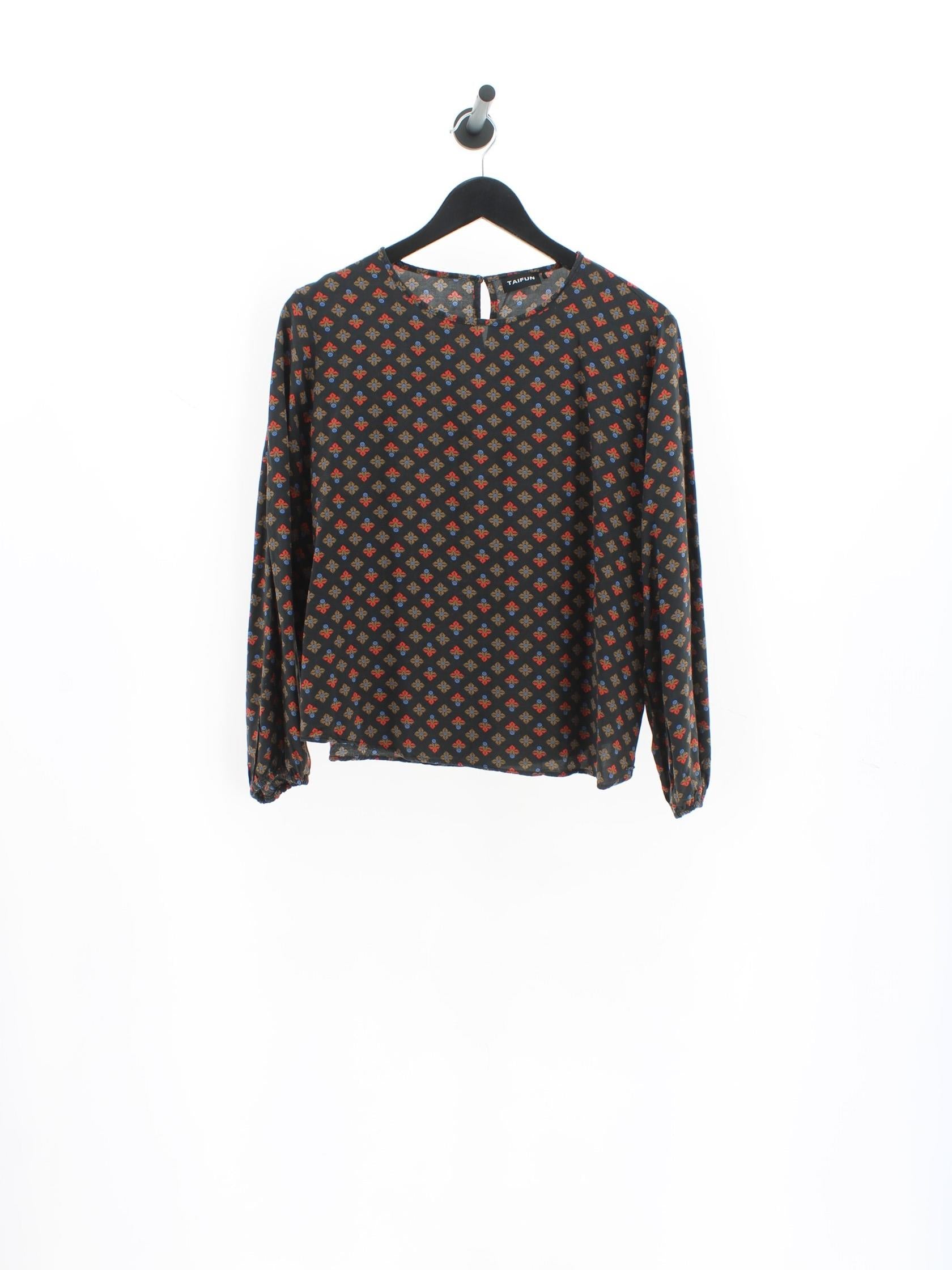 8912e8563597f5435105f9b40de826a9