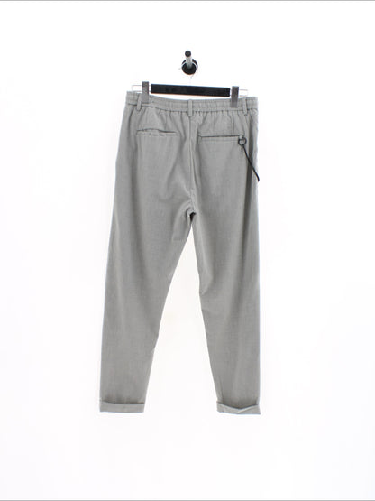 51dbd69ae23a1d3aa4d1925de028179a