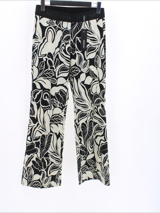 489889374fc4eac43c4c9b55148cd4d5