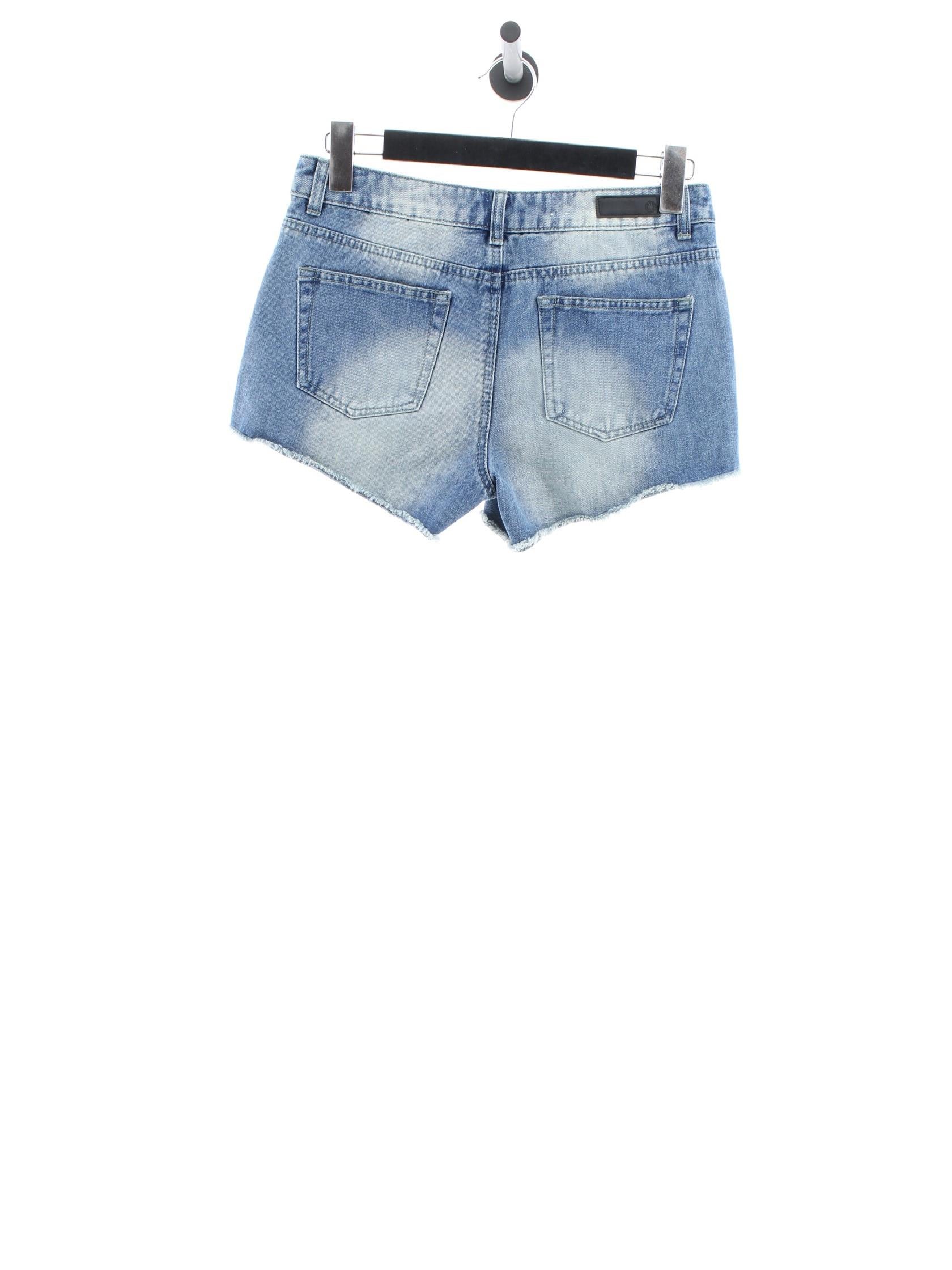 6d807a3cc375efdd0e3eb972eff208d4