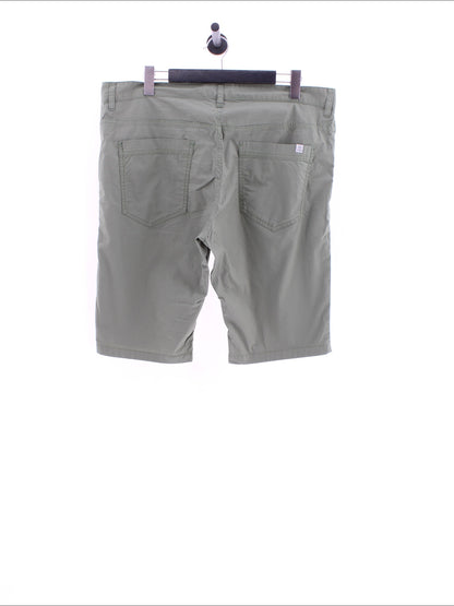 9ca8c1162b903e4f74a24a1bacf05f4d