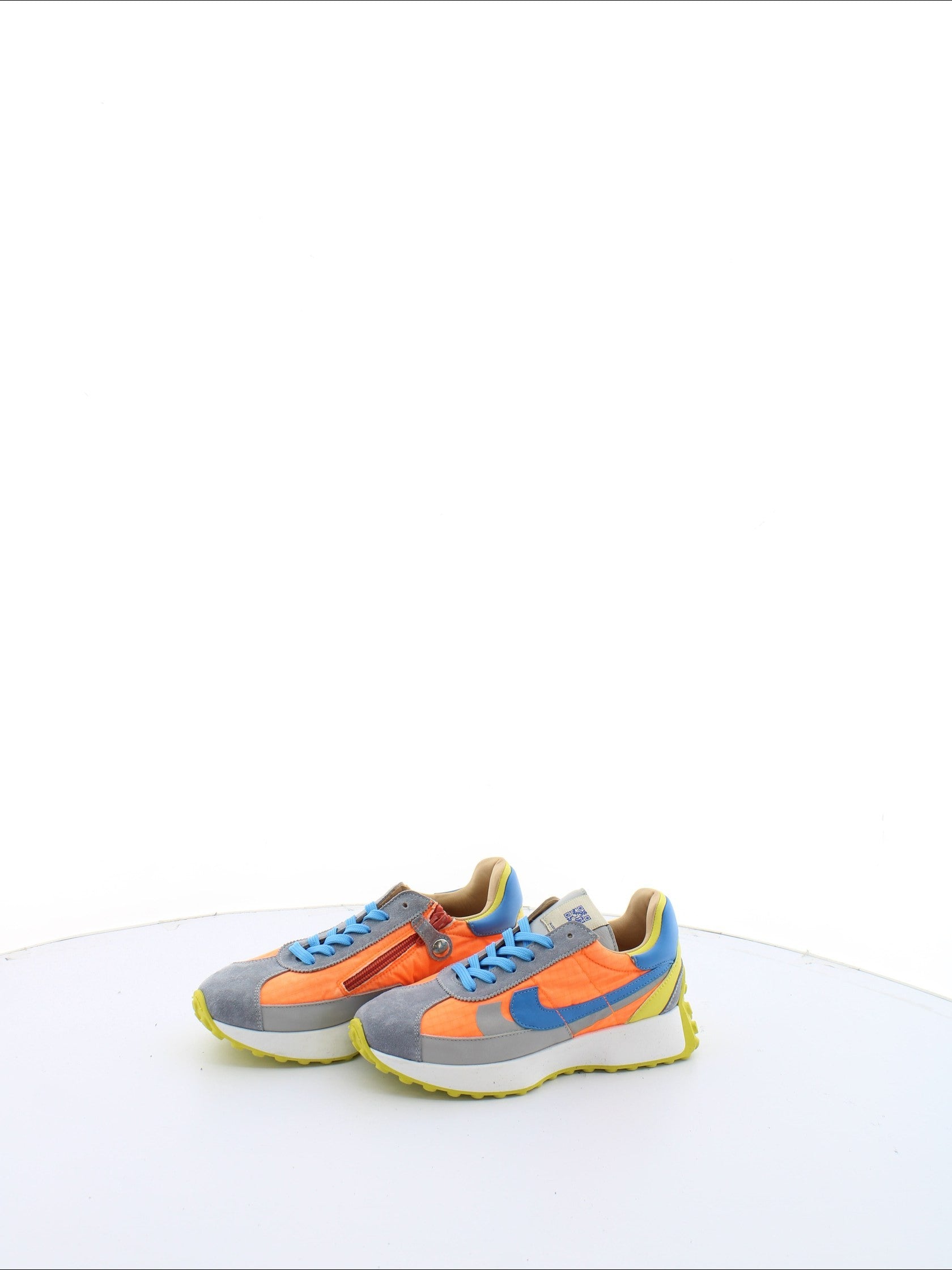 d49265077c733f48bb23284a4fef36e9