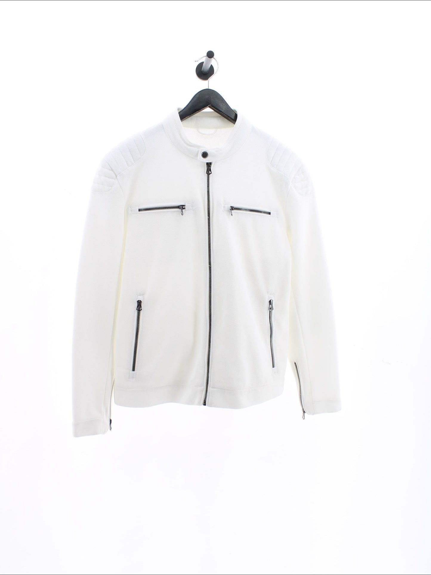 f22b08f4f6932d438792ffbda40c3d60