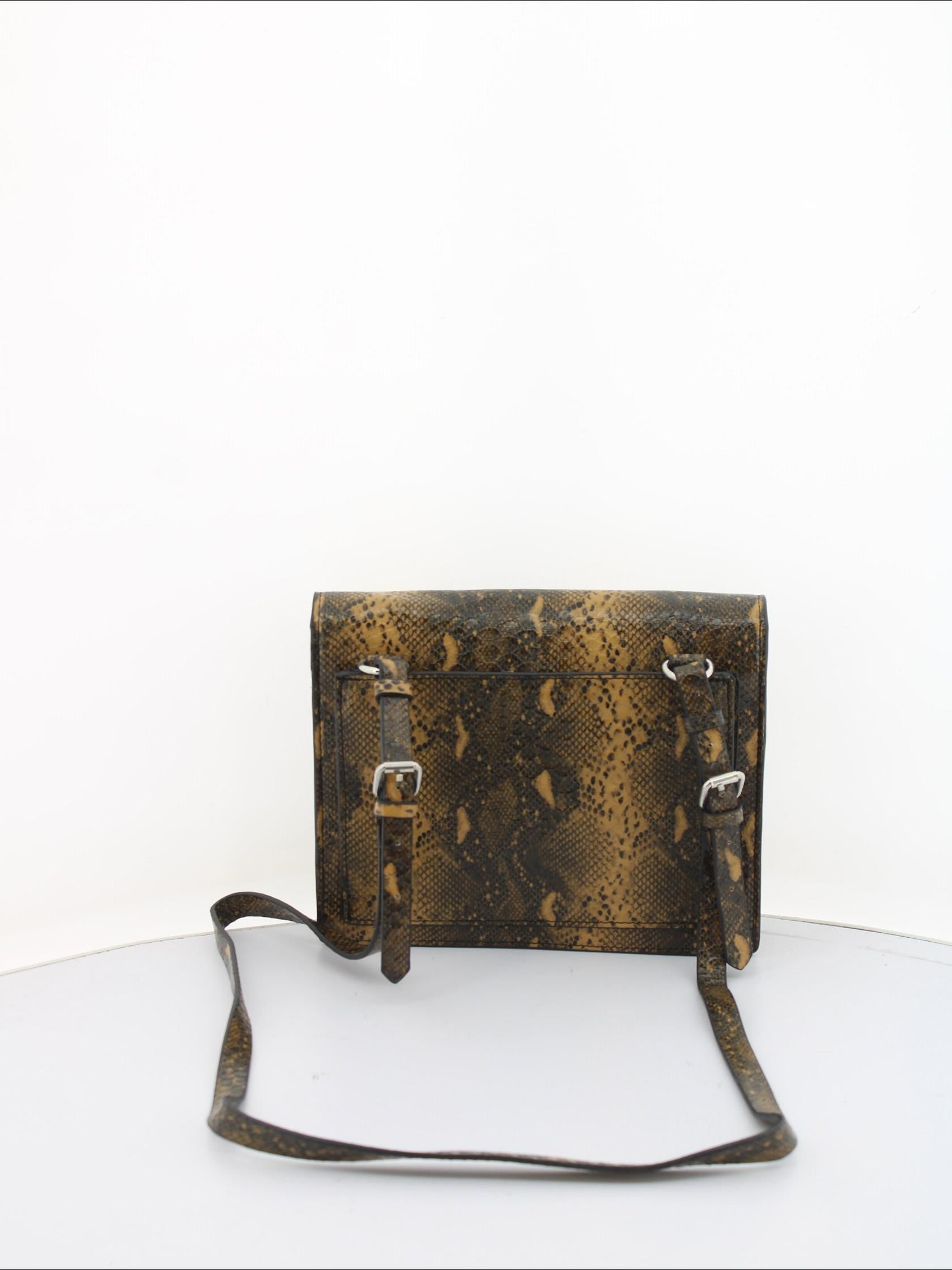 8471d224bbb68f94c9b5928bbe7e0e94