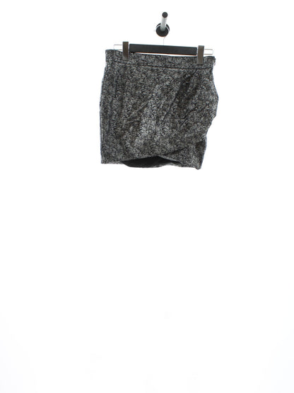 4918352b30708ce5f6856200adaa935a