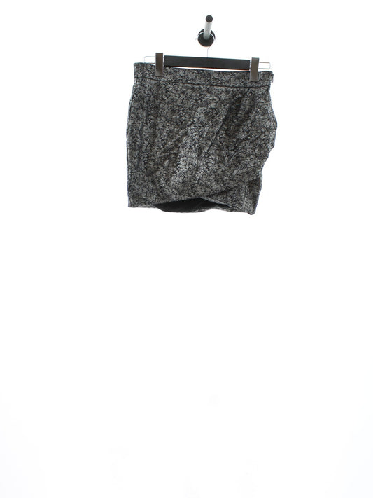 4918352b30708ce5f6856200adaa935a