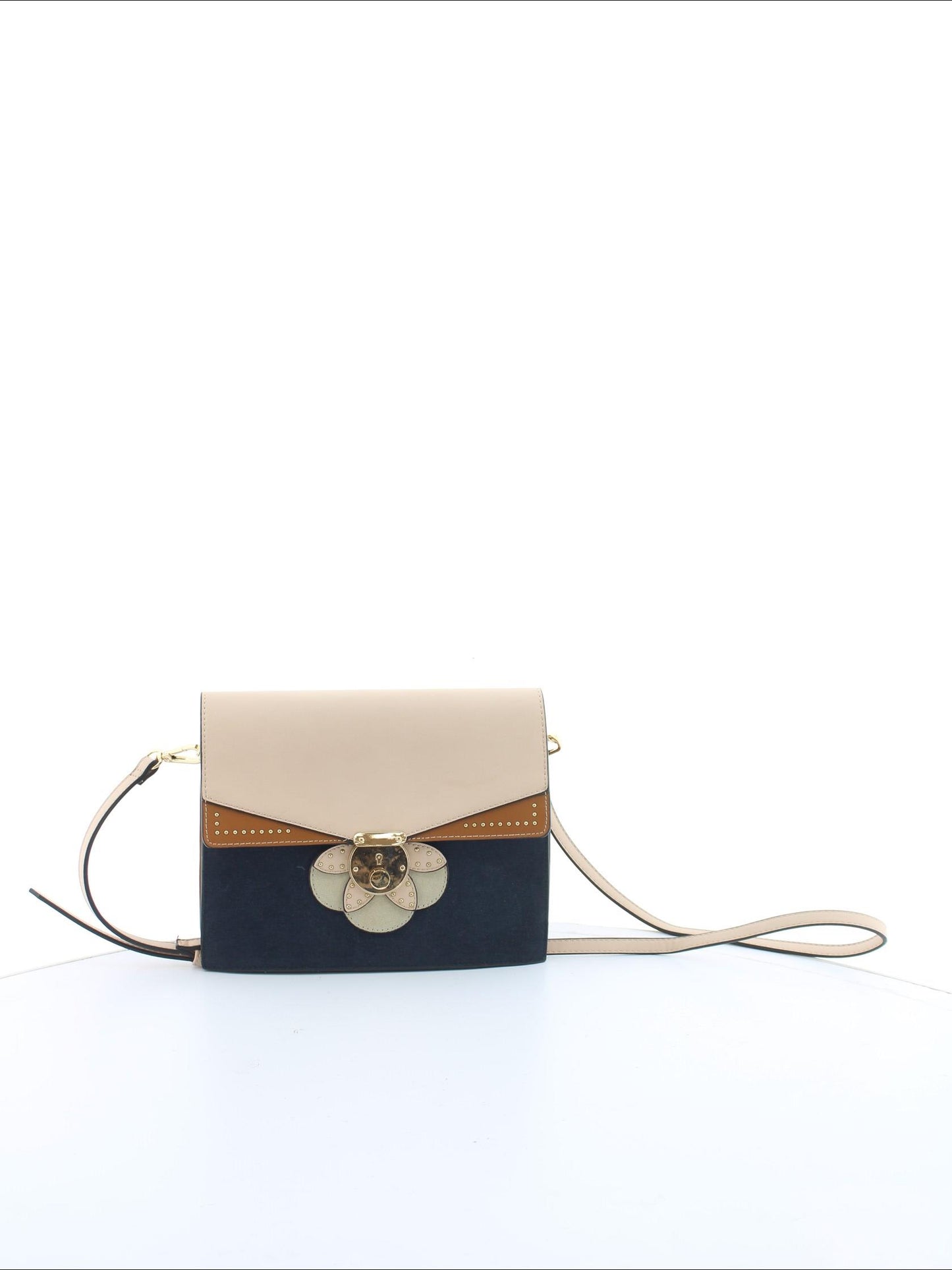 ac6f50e01f69e4768de03793ddfe183a