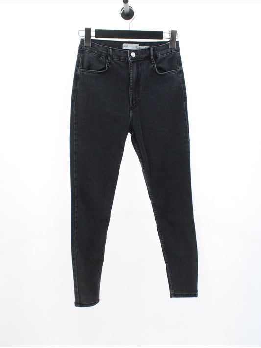 3216a77b7f4ea93d2eb817050a252b23