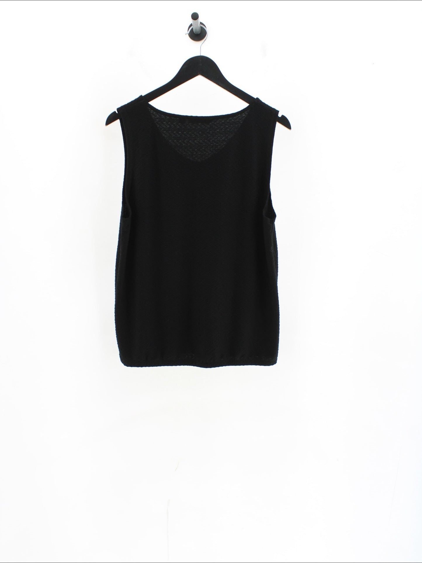 3ac66fb8fc70718aeaf1ab0c34f4043b