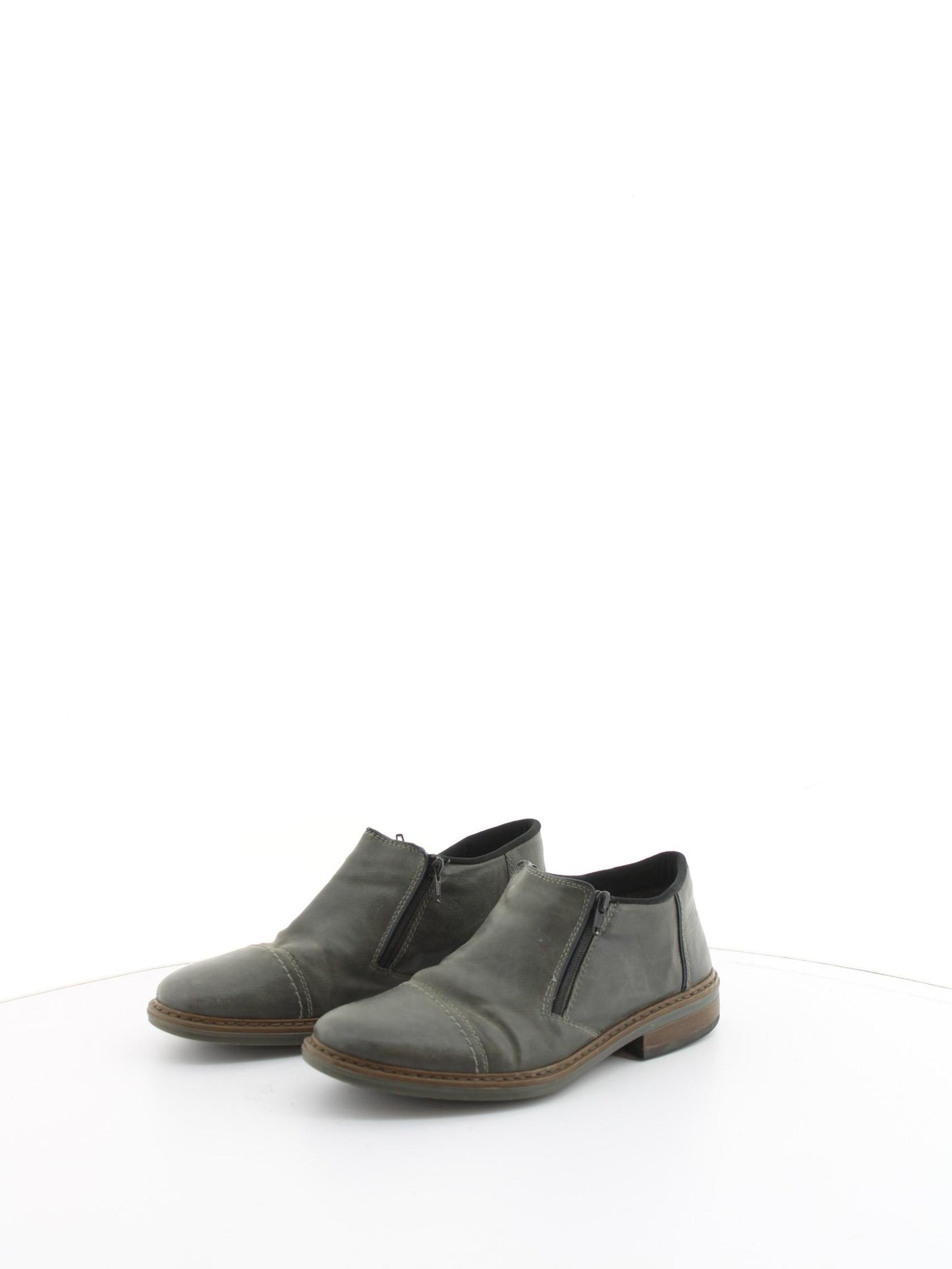 b18eabb63570b5a05bc16485afd8dbe8