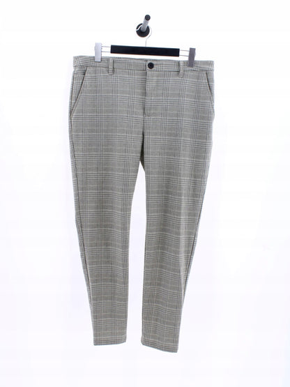 7a3e2c95a954341b823b3d2941929610