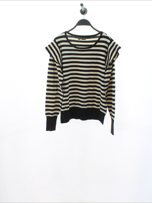 16e06a9602d50f578a58ba96e343656e