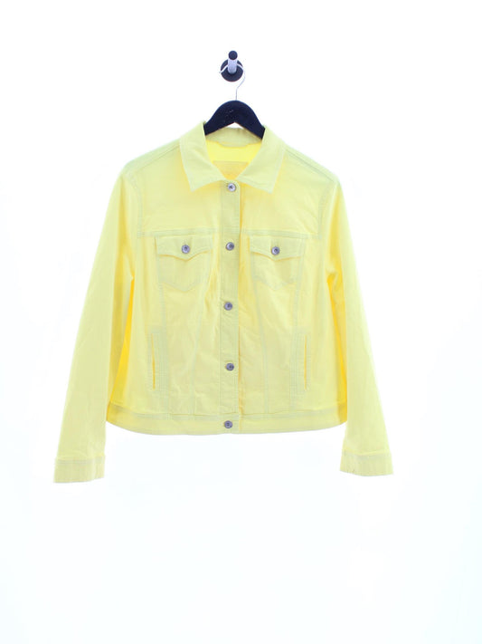 3a0b7f7f3d2556e3f857810d5d827a73