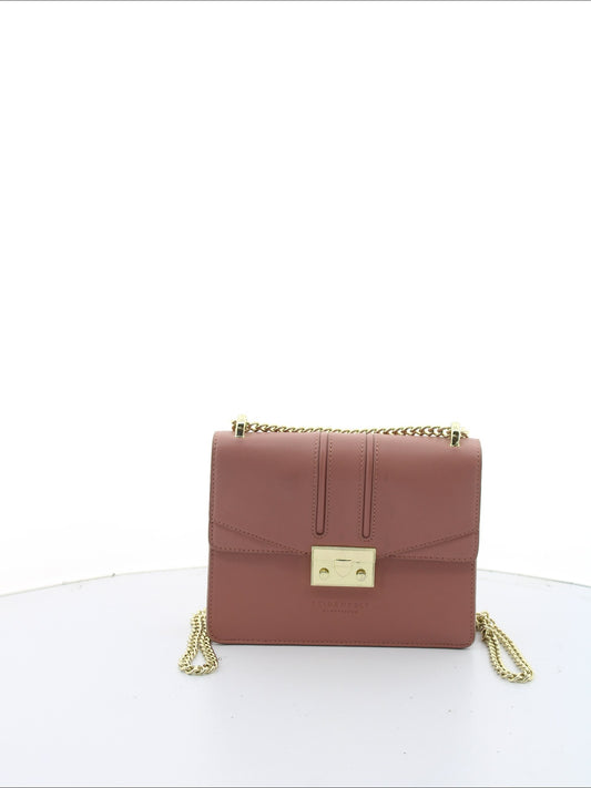 4082e54464b0c489e19b3b2fe731646c