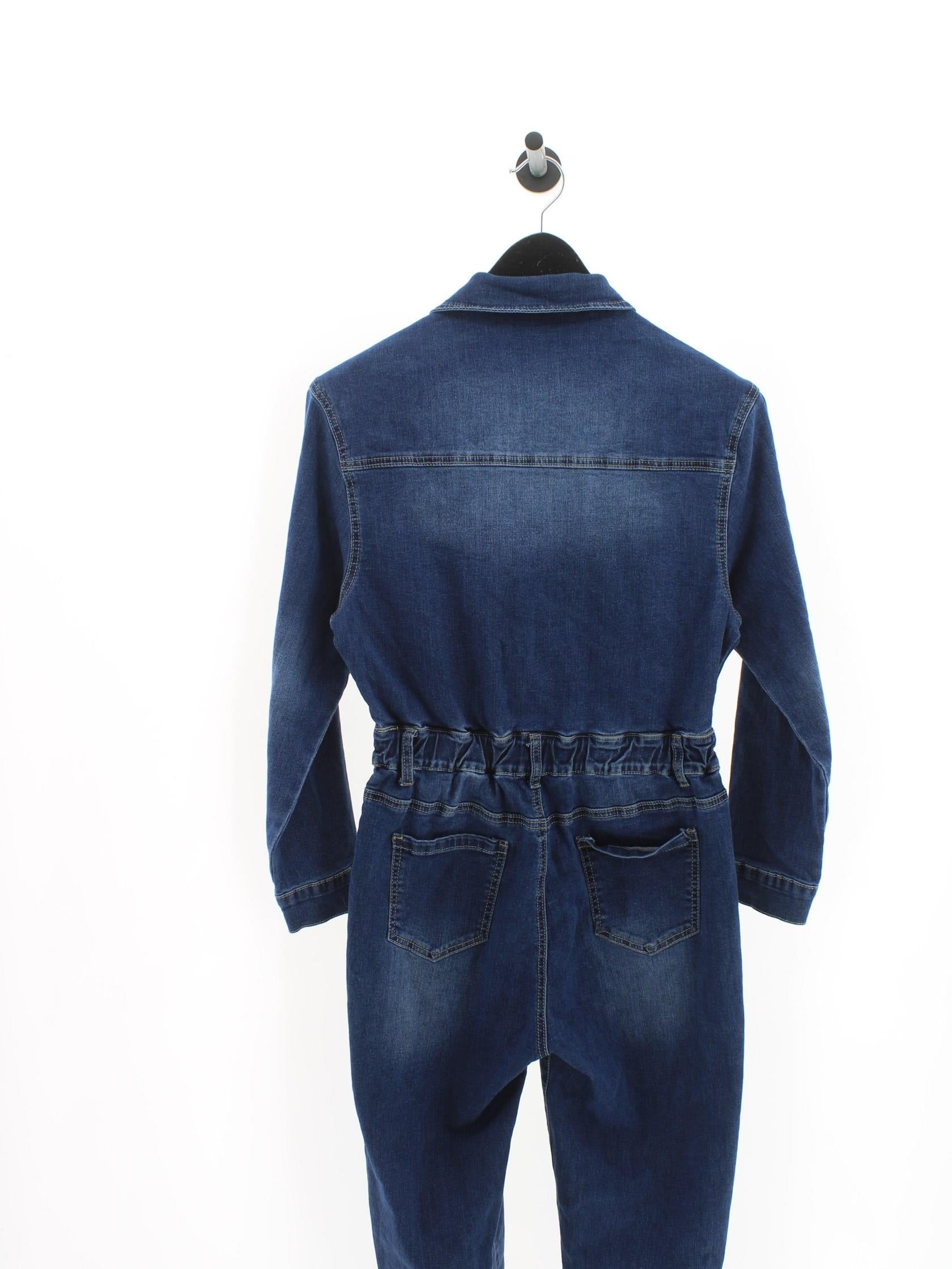 d90914300cbb95f78d23e843c95b4894