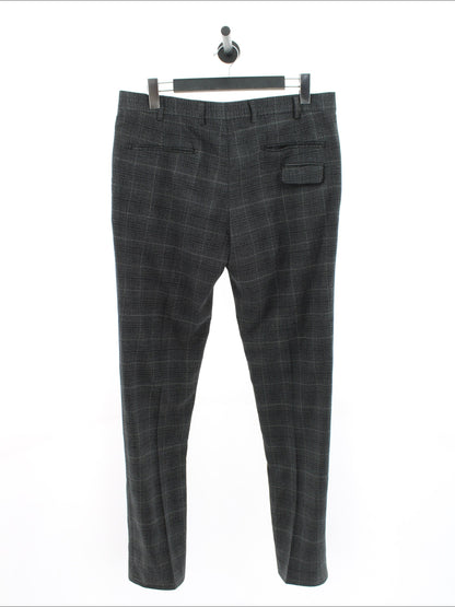 3326852a1344136f6a8eb342cd93e9e5