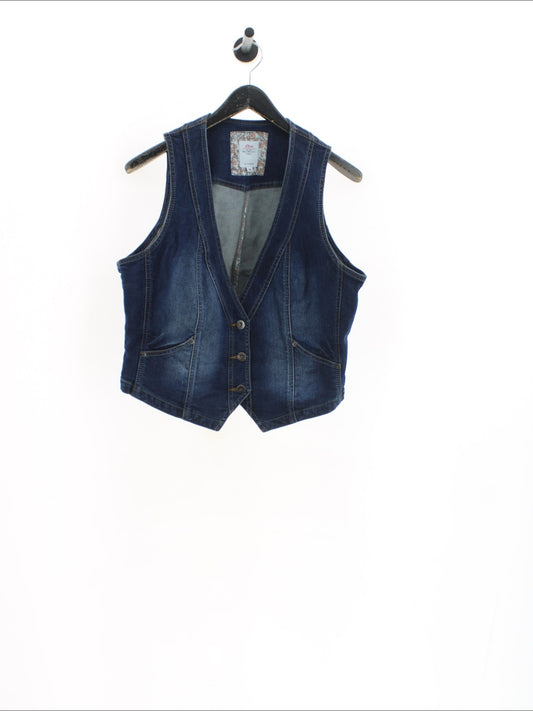 ee2fa046c40834c37fb11f129342bb78