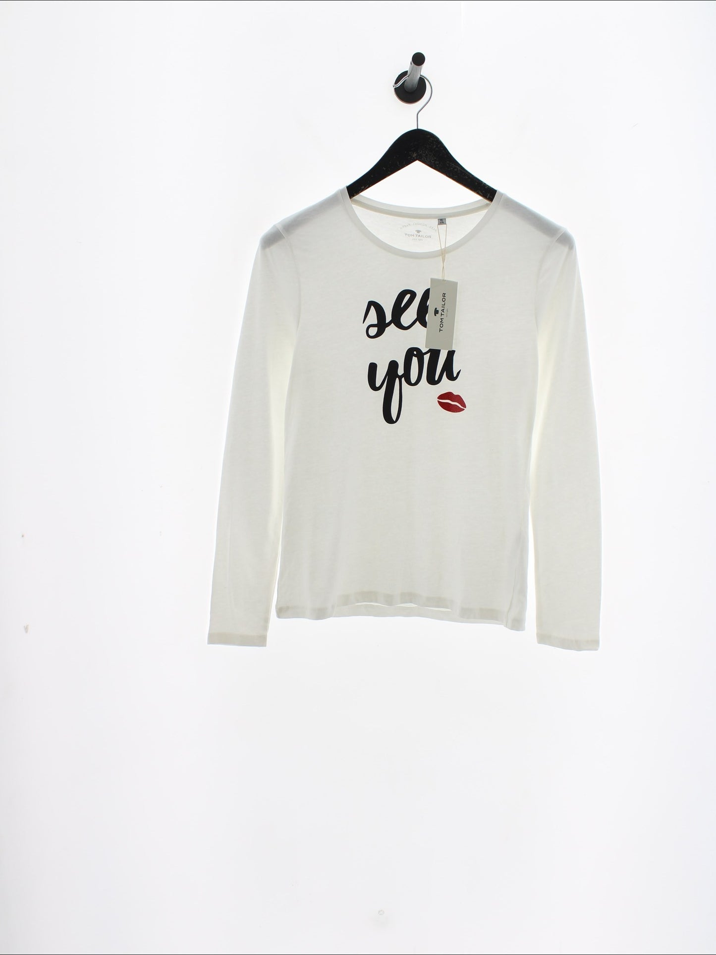 8f9b9e37733a338e81ec208fa4b9993d