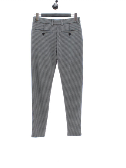 4d5afd75c1f999214f4c9ca3a1723673