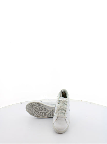 Trampki Nike Rozmiar: 37,5