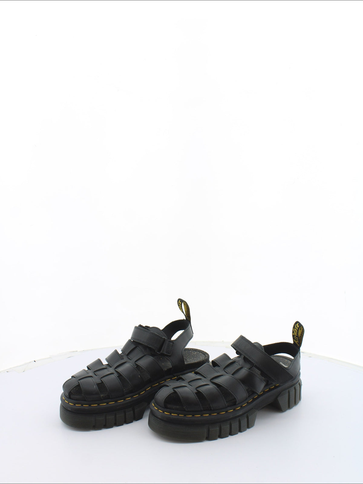 Sandały Dr. Martens Rozmiar: 40