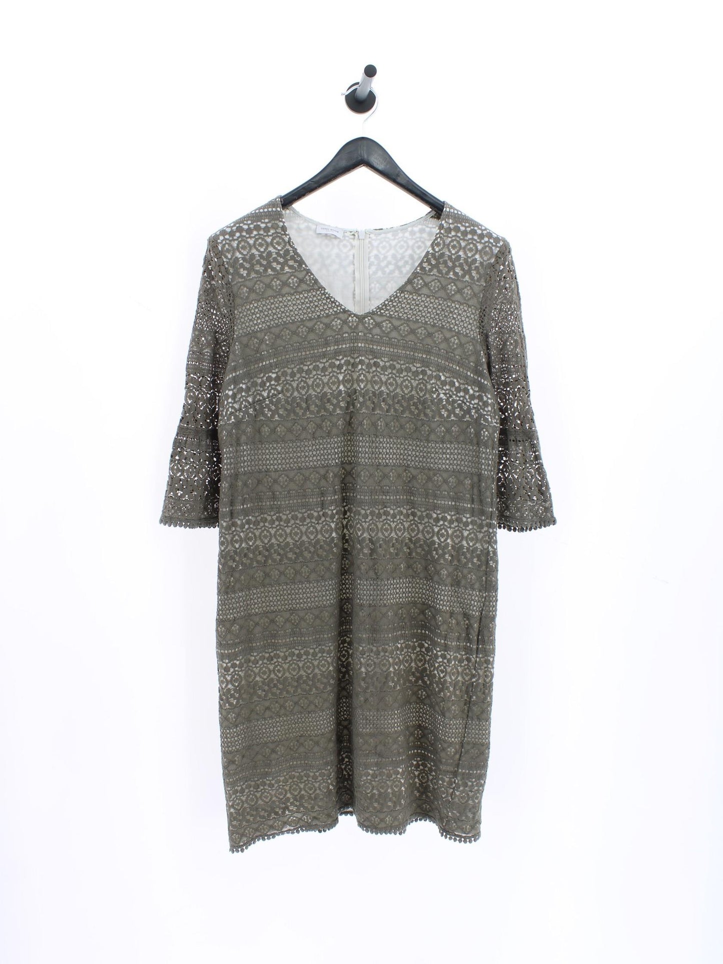 3b13d7e29cb644a5fa430ab71bd5cde1