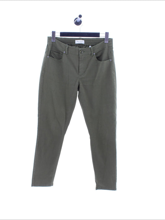 d3fa018eed6e6f3833927615d434c6da