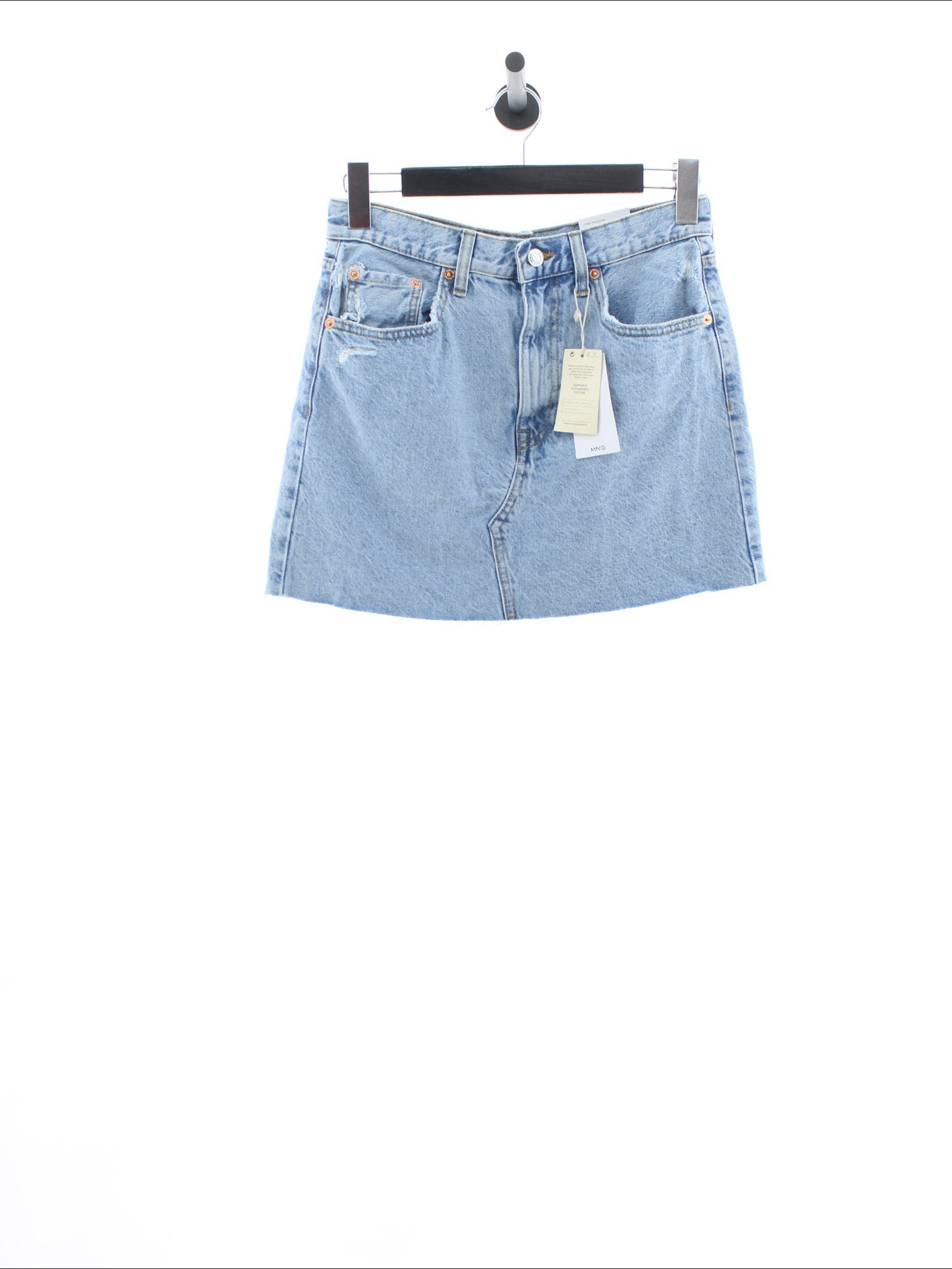 0df0318a82f17d8bec0d5be317d85dc0