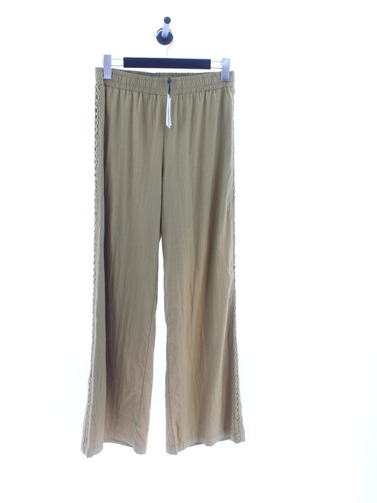 1b25004abaf85accfbf1b29c25f9a2c2