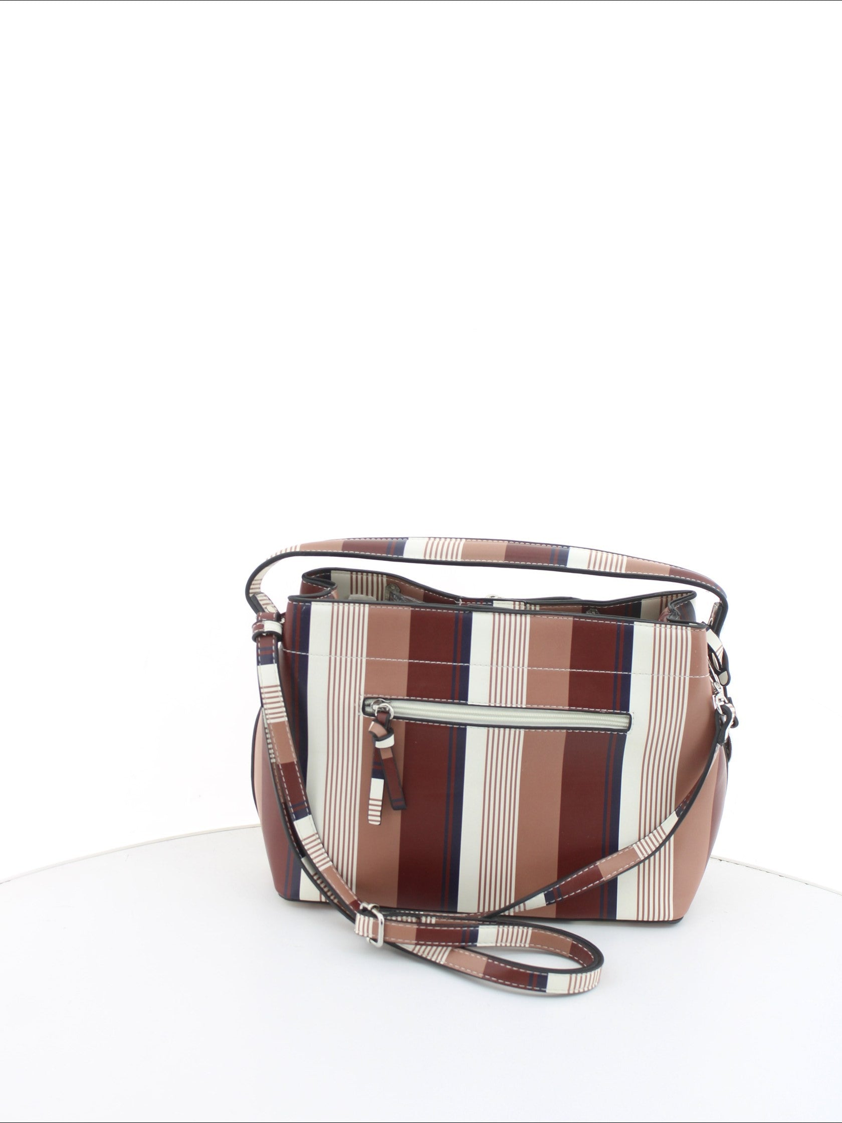 27b2556306943c4b5ff21dbb0684af08