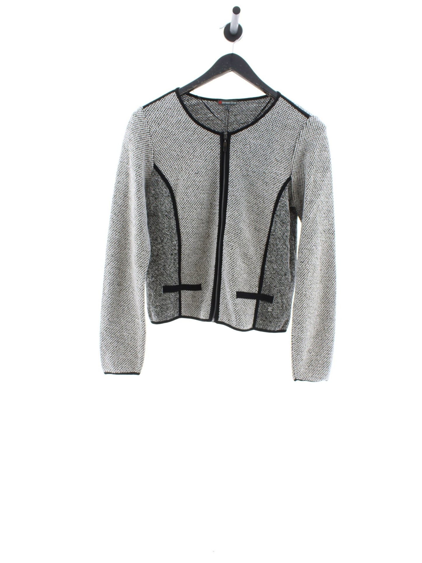 31edd8094c57e7d25729f232125e45d5