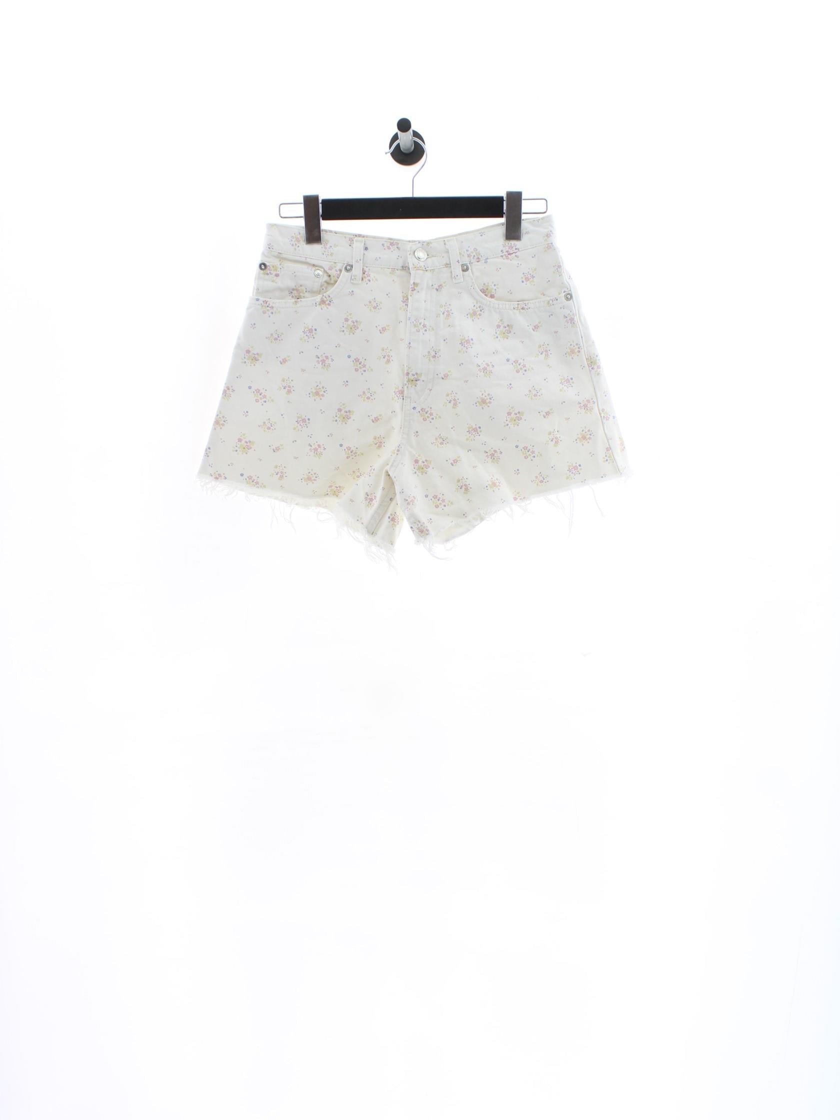 ac733bb3917a5ea37ddc676050f3c52d