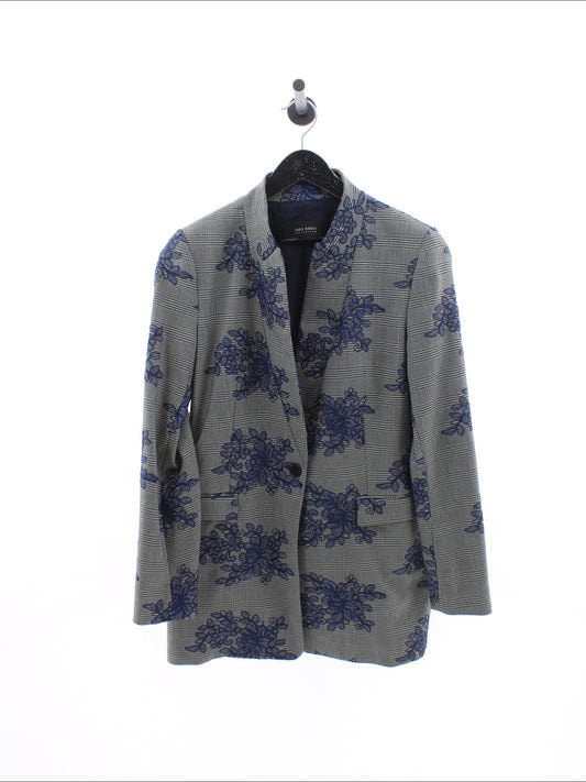 a815a8a7ea609b8e8d2cc0b18e9b7ebf