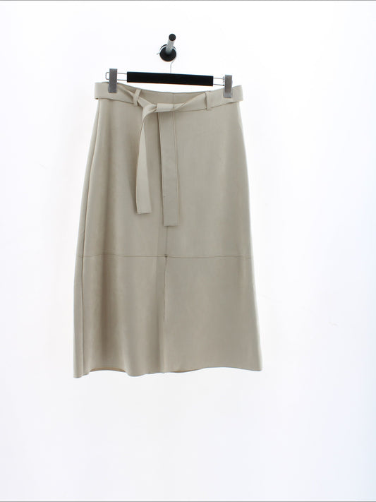 4a46b1d2b300af827415089a307b4070