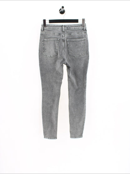 d0bd64e8e3a9eb63355c95d419745b6b