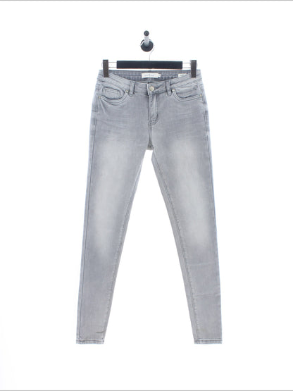 Spodnie jeans Rozmiar: 36