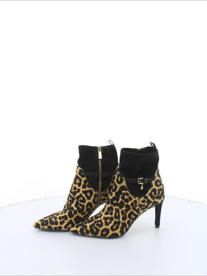 90b366bb82b6b9b03fc5d871e6f932f6